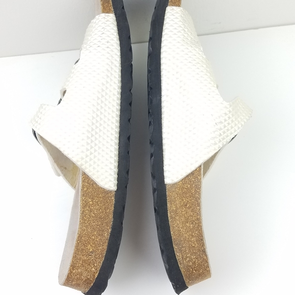 Birkenstock Betula diamond embossed sandals - Picture 4 of 11